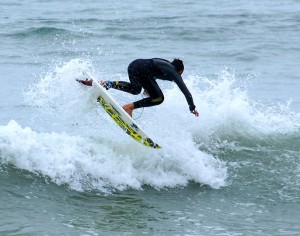 Luca Aza progressive surfing